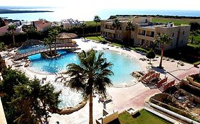 Panareti Coral Bay Resort 3*