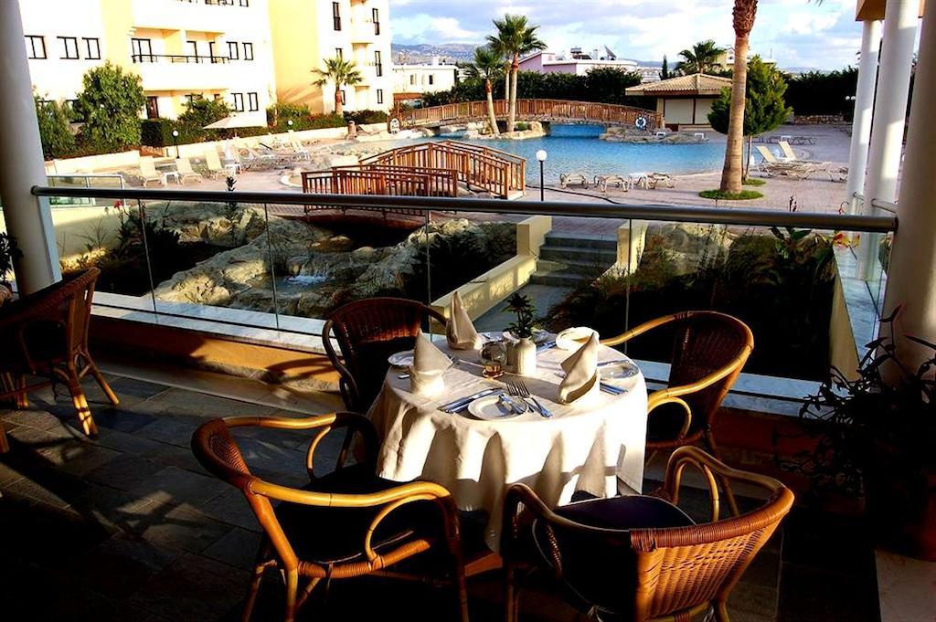 Panareti Coral Bay Resort Екстер'єр фото