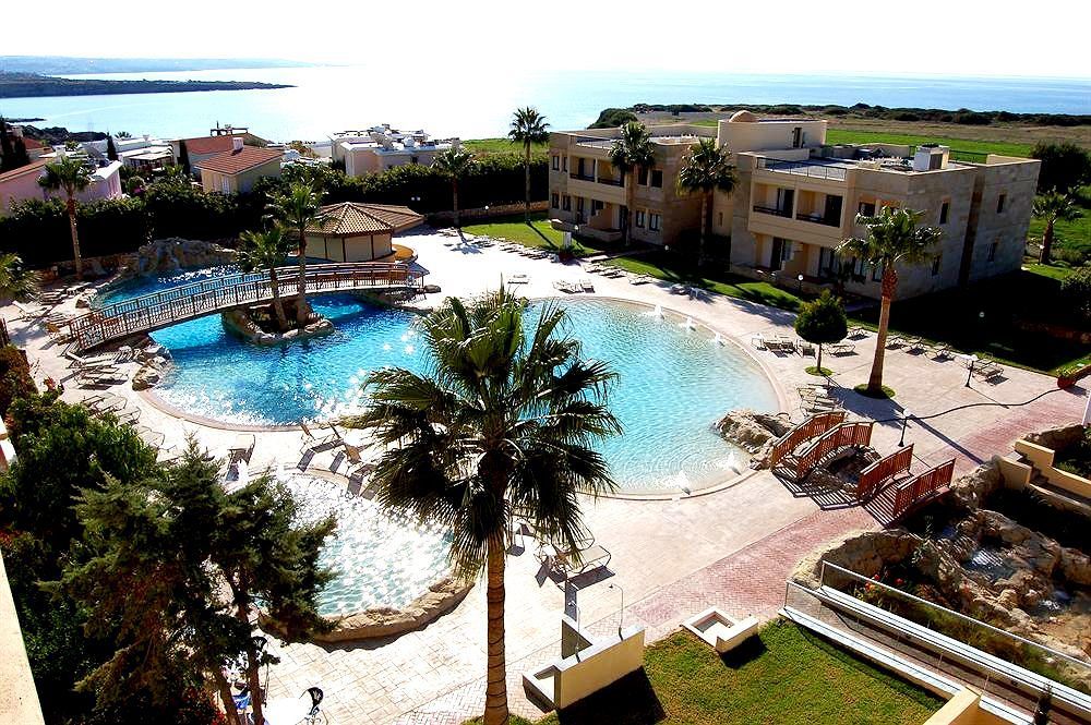 Panareti Coral Bay Resort Екстер'єр фото