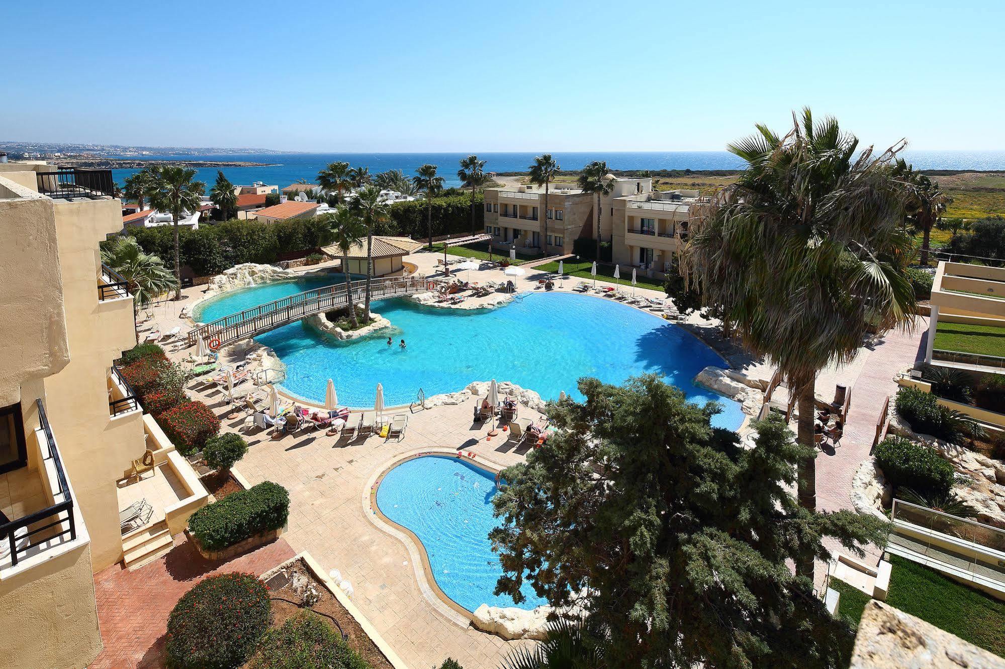 Panareti Coral Bay Resort Екстер'єр фото